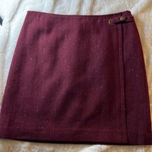 NWT Banana republic skirt burgundy sz4